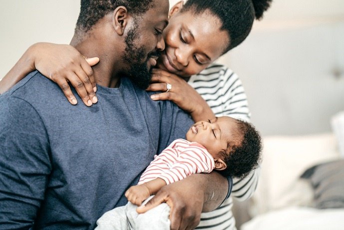 6 Awesome Ways your Spouse Can Bond With your Breastfed Baby